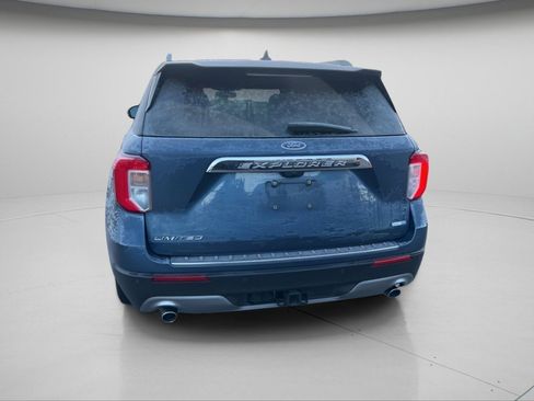 Used 2020 Ford Explorer Limited w/ Class III Trailer Tow Package image 6