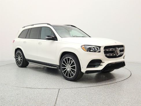Used 2023 Mercedes-Benz GLS 450 4MATIC image 3