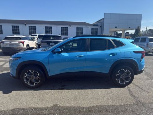 New 2026 Chevrolet Trax LT w/ Driver Confidence Package image 3