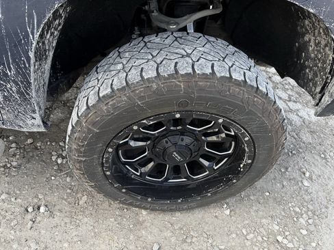 Used 2021 Chevrolet Silverado 1500 Custom image 26