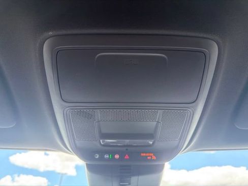 Used 2024 Chevrolet Traverse Z71 w/ LPO, Floor Liner Package AWD/4WD image 30