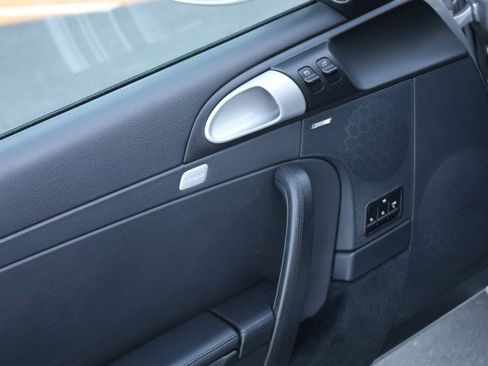 Used 2006 Porsche 911 Carrera S image 22