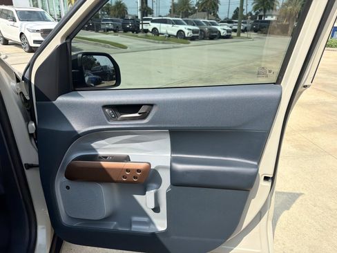Used 2024 Ford Maverick Lariat FWD image 14
