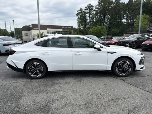 New 2026 Hyundai Sonata SEL FWD image 9