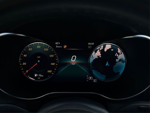 Used 2023 Mercedes-Benz GLC 300 4MATIC Coupe image 18