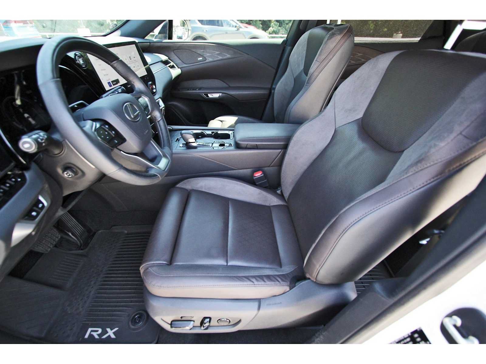 Used 2023 Lexus RX 350 AWD w/ Accessory Package (Z1) image 11