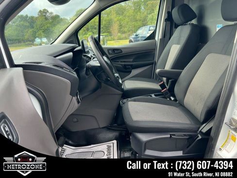 Used 2020 Ford Transit Connect XL image 21