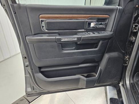 Used 2013 RAM 2500 Laramie w/ Cold Weather Group image 30