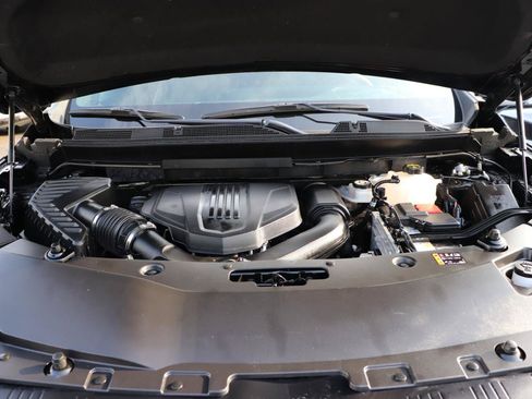 Used 2025 Buick Enclave Preferred AWD/4WD image 56