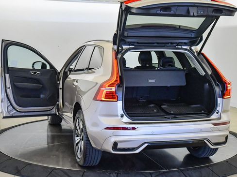 Certified 2025 Volvo XC60 T8 Core w/ Protection Package Premier image 27