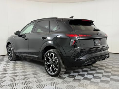 New 2026 Audi Q3 quattro 2.0T image 3