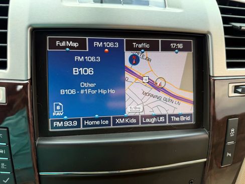 Used 2012 Cadillac Escalade Luxury w/ Livery Package image 16