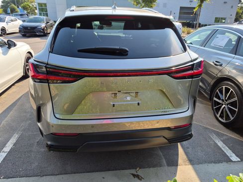 Used 2022 Lexus NX 350 AWD image 3
