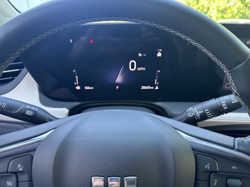 Used 2024 Buick Encore GX Avenir w/ Avenir Technology Package FWD image 25