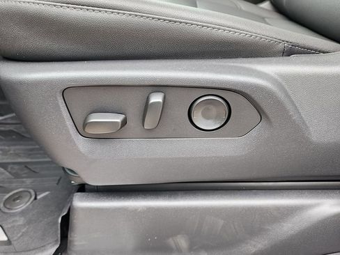 New 2026 GMC Sierra 1500 Elevation w/ Elevation Premium Package AWD/4WD image 19