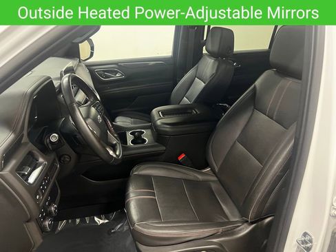 Used 2022 Chevrolet Suburban RST w/ Luxury Package image 32