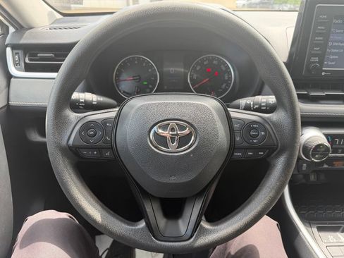 Certified 2021 Toyota RAV4 XLE w/ Convenience Package AWD/4WD image 13