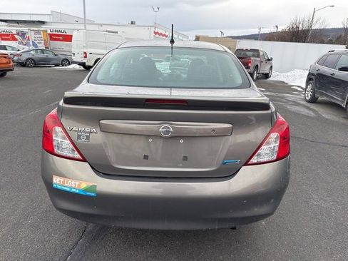 Used 2013 Nissan Versa S Plus image 6
