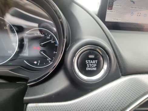 Used 2021 MAZDA CX-9 Signature image 26