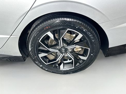 Used 2024 Hyundai Sonata SEL image 11