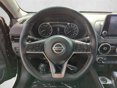 Used 2022 Nissan Sentra SR w/ Electronics Package image 23