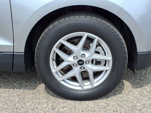 Used 2023 Ford Edge SEL w/ Convenience Package AWD/4WD image 10