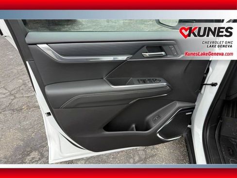 New 2026 GMC Acadia Elevation w/ Black Edition image 13