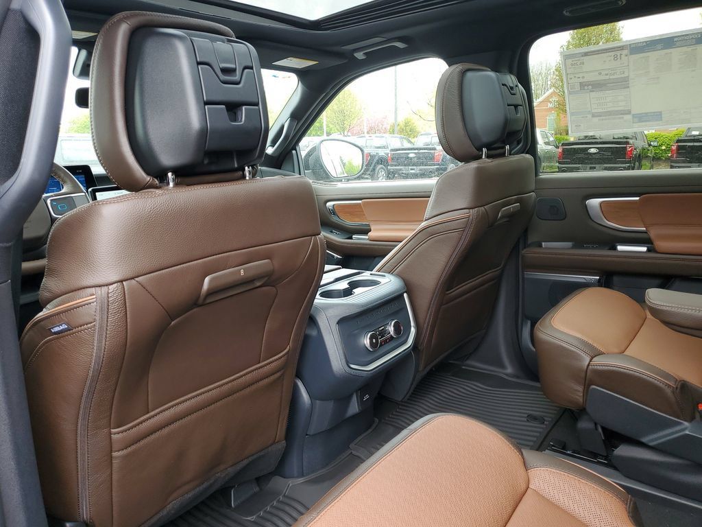New 2026 Ford Expedition King Ranch AWD/4WD image 32