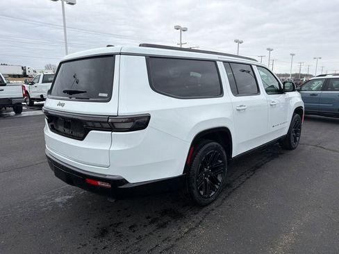 New 2026 Jeep Grand Wagoneer L Limited image 5