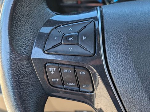 Used 2017 Ford Explorer Limited w/ Equipment Group 301A FWD image 21
