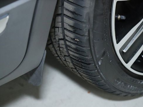 Used 2017 Lincoln MKC Premiere image 36