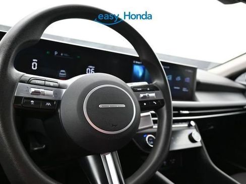 Used 2025 Hyundai Sonata SEL FWD image 10