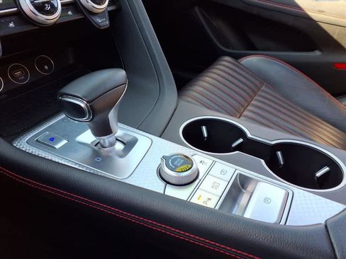 Used 2022 Genesis G70 3.3T w/ Sport Advanced Package image 18