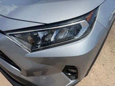 Used 2019 Toyota RAV4 XLE w/ Convenience Package AWD/4WD image 10