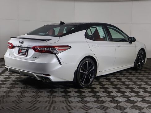 Used 2019 Toyota Camry XSE image 10