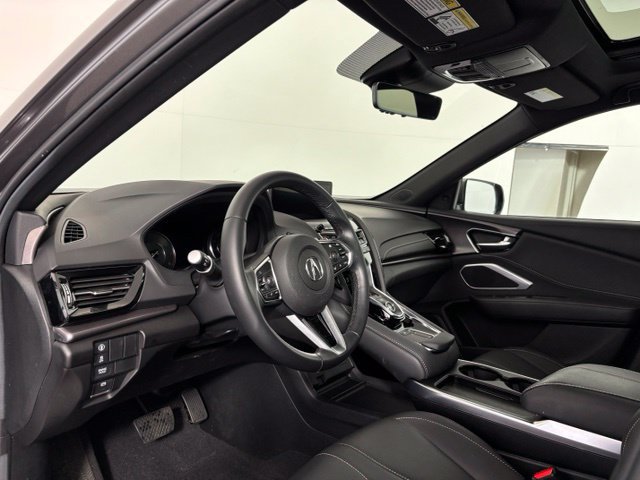 Used 2025 Acura RDX SH-AWD image 9
