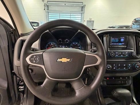 Used 2017 Chevrolet Colorado W/T w/ WT Convenience Package RWD image 16