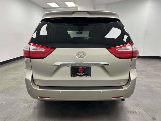 Used 2017 Toyota Sienna Limited Premium w/ Protection Package AWD/4WD image 9