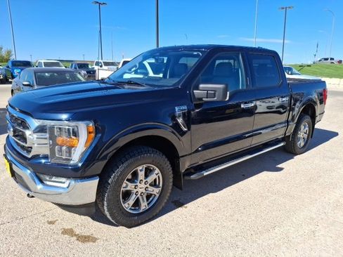 Used 2022 Ford F150 XLT w/ Equipment Group 302A High image 12