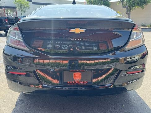 Used 2018 Chevrolet Volt LT FWD image 13