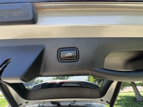 Used 2022 Hyundai Tucson Limited w/ Cargo Package AWD/4WD image 14
