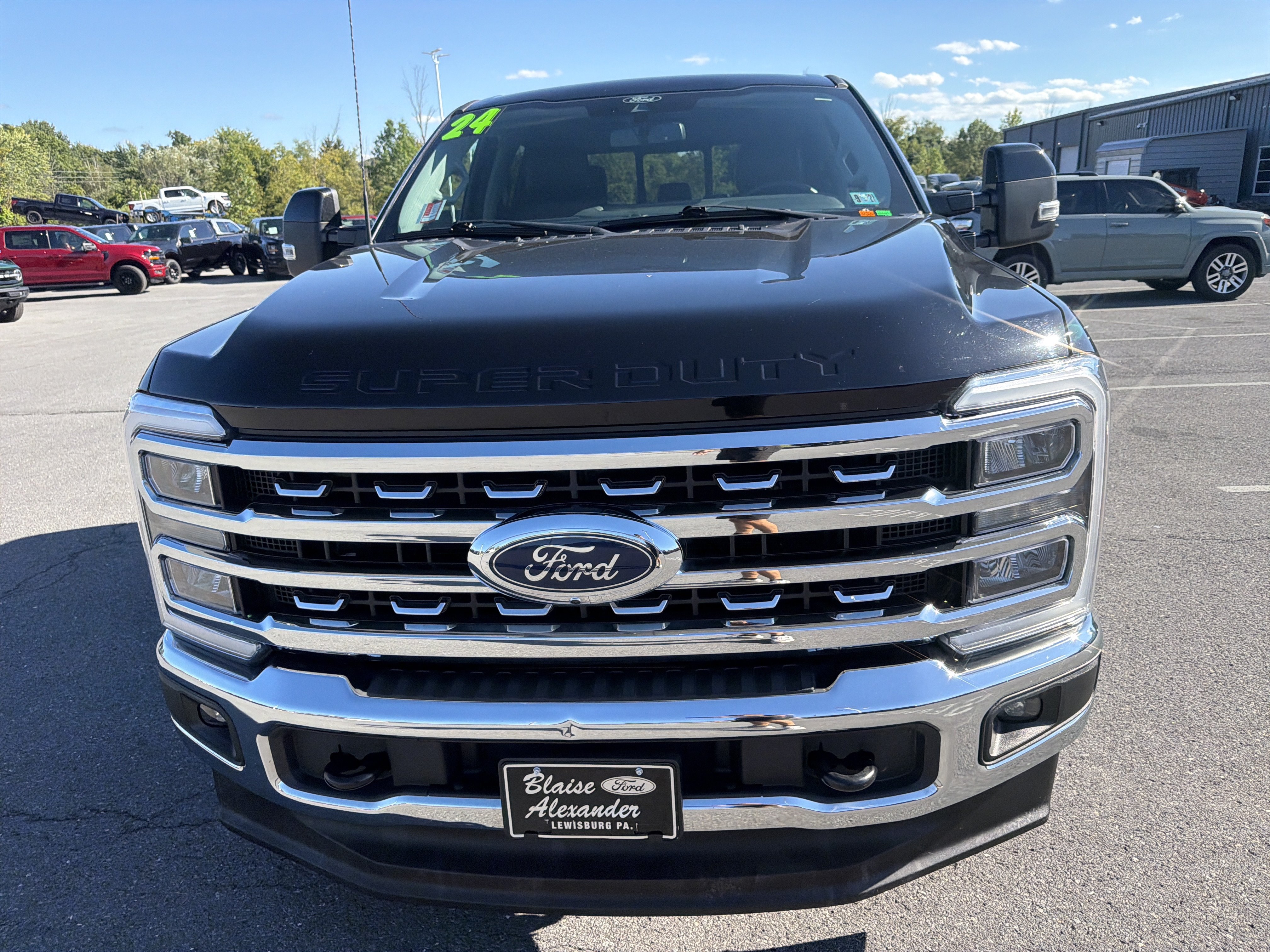 Used 2024 Ford F350 Lariat w/ Camper Package AWD/4WD image 9