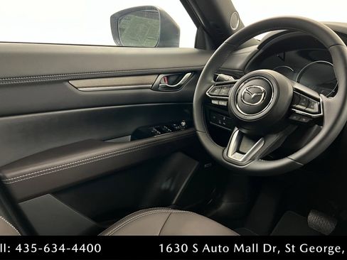 New 2025 MAZDA CX-5 Signature image 13