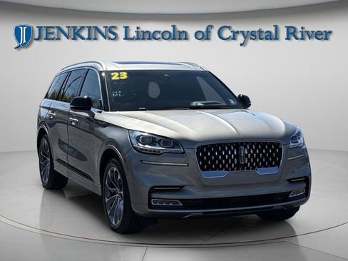 Used 2023 Lincoln Aviator Grand Touring w/ Equipment Group 301A image 5