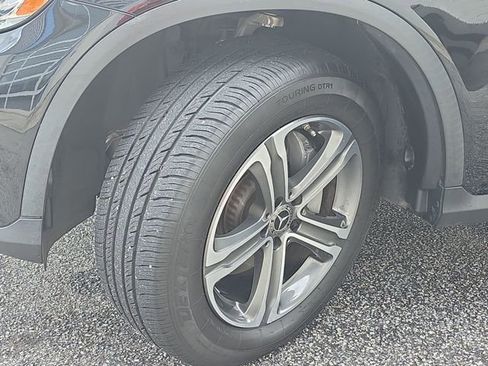 Used 2019 Mercedes-Benz GLC 300 image 32