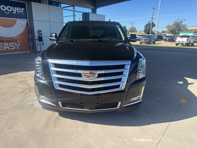 Used 2020 Cadillac Escalade Premium Luxury AWD/4WD image 8
