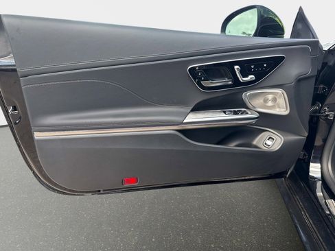 New 2026 Mercedes-Benz CLE 300 4MATIC Coupe image 11