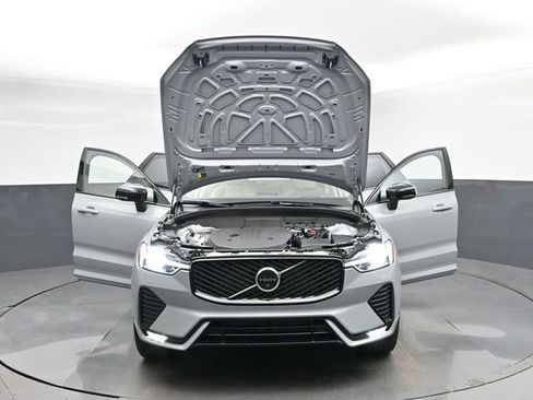 New 2026 Volvo XC60 B5 Ultra w/ Protection Package Premier AWD/4WD image 55