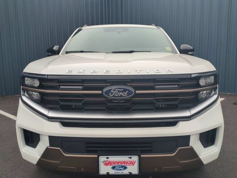 New 2026 Ford Expedition King Ranch AWD/4WD image 2