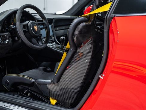 Used 2019 Porsche 911 GT3 RWD image 19